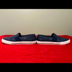 Ralph Lauren Jinny Woven Slip-On Sneaker
Gently Used - Sz 6.5